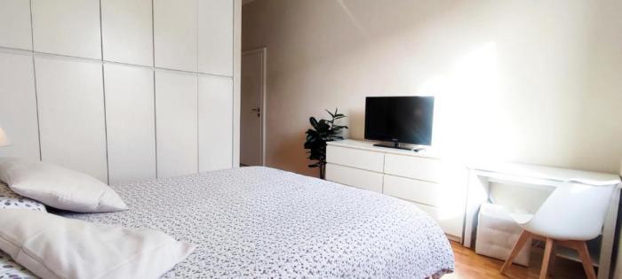 2 Bedroom Gem Near Milano Centrale Fast Wi Fi Kademy House Milão Quarto foto