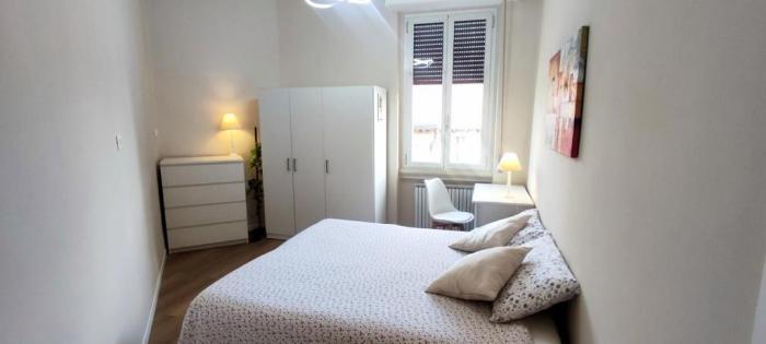 2 Bedroom Gem Near Milano Centrale Fast Wi Fi Kademy House Milão Quarto foto